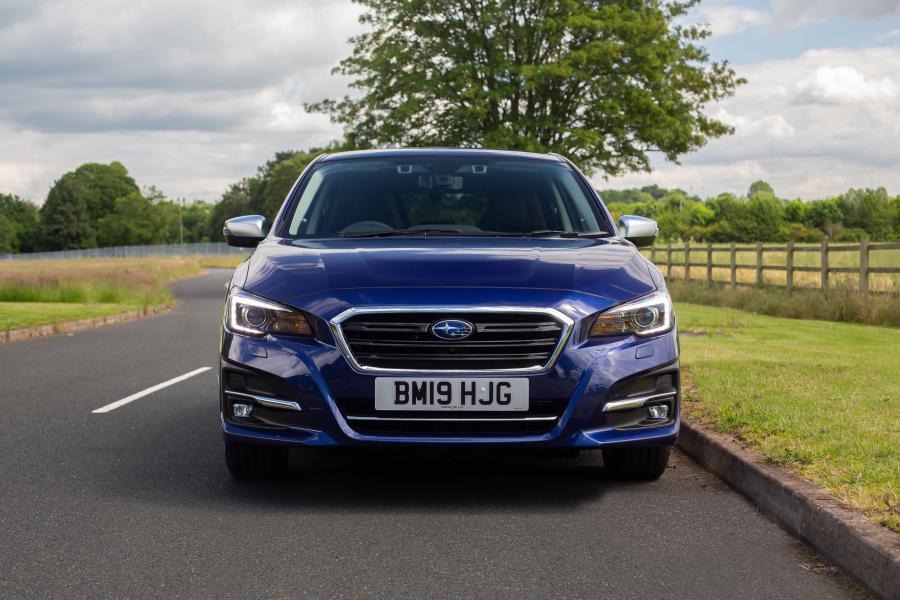  Subaru Levorg GT 2017 года  (UK) (фото 2 из 12)